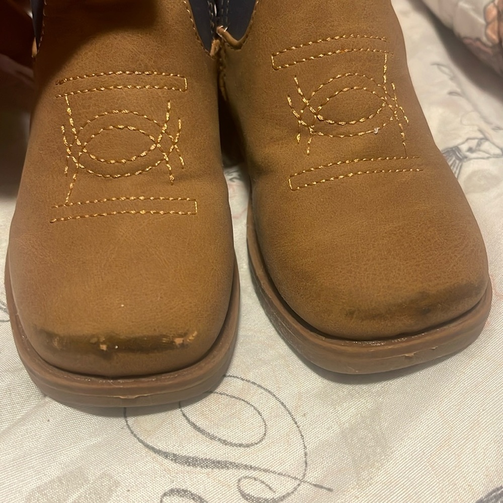 Boys cowboy boots